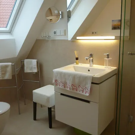 2 Ostsee-wellnesslandhaeuser Sauna, Dampfbad, Jacuzzi *