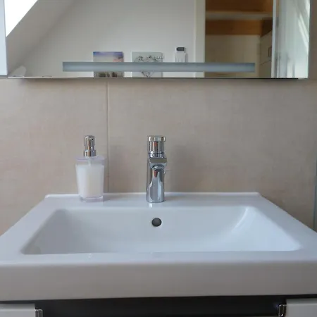 2 Ostsee-wellnesslandhaeuser Sauna, Dampfbad, Jacuzzi