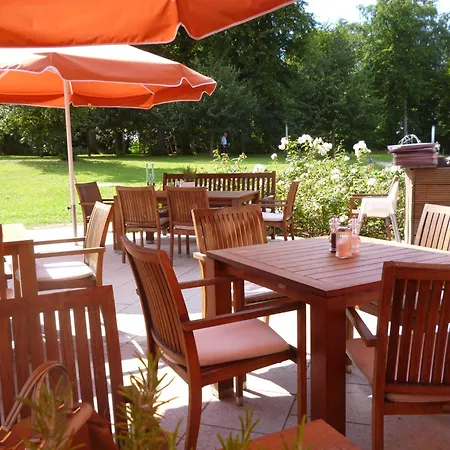 2 Ostsee-wellnesslandhaeuser Sauna, Dampfbad, Jacuzzi Villa *