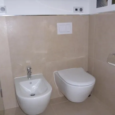 2 Ostsee-wellnesslandhaeuser Sauna, Dampfbad, Jacuzzi Villa