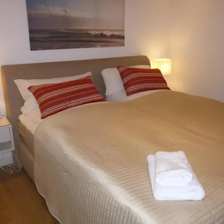 2 Ostsee-wellnesslandhaeuser Sauna, Dampfbad, Jacuzzi *