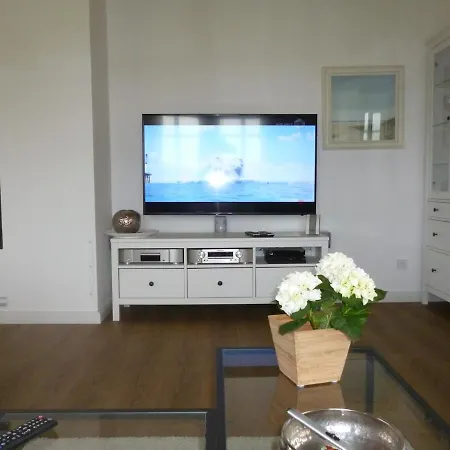 2 Ostsee-wellnesslandhaeuser Sauna, Dampfbad, Jacuzzi Villa Groß Schwansee