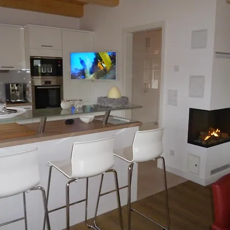 2 Ostsee-wellnesslandhaeuser Sauna, Dampfbad, Jacuzzi Groß Schwansee