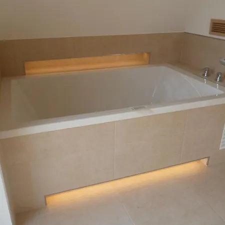 Villa 2 Ostsee-wellnesslandhaeuser Sauna, Dampfbad, Jacuzzi Groß Schwansee