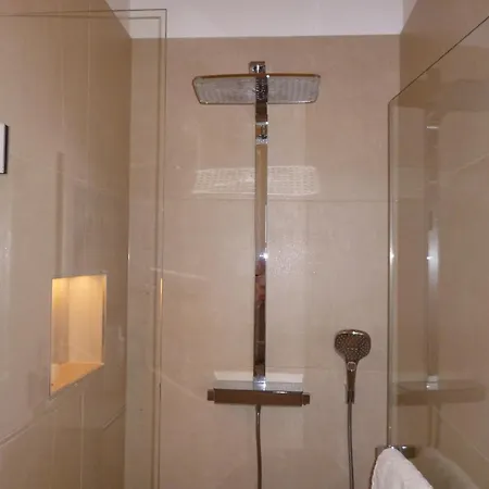 2 Ostsee-wellnesslandhaeuser Sauna, Dampfbad, Jacuzzi *