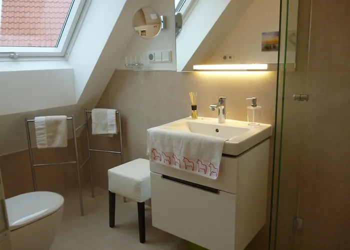 2 Ostsee-wellnesslandhaeuser Sauna, Dampfbad, Jacuzzi *