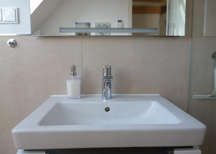 2 Ostsee-wellnesslandhaeuser Sauna, Dampfbad, Jacuzzi