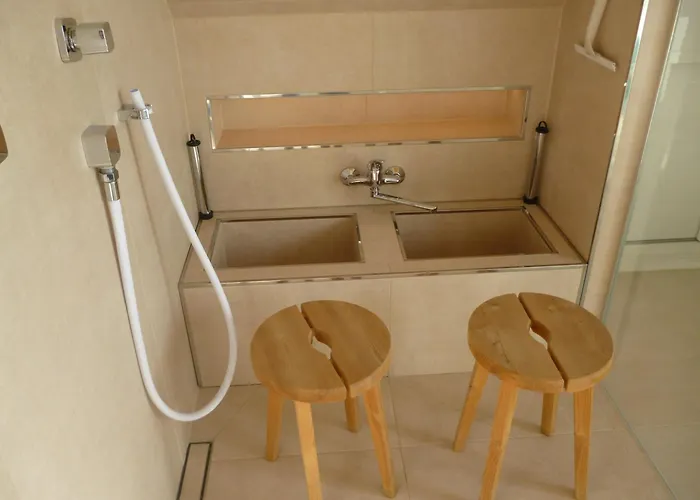 2 Ostsee-wellnesslandhaeuser Sauna, Dampfbad, Jacuzzi * Groß Schwansee