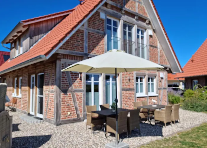 2 Ostsee-wellnesslandhaeuser Sauna, Dampfbad, Jacuzzi