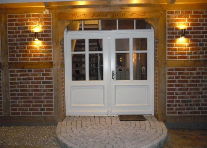 2 Ostsee-wellnesslandhaeuser Sauna, Dampfbad, Jacuzzi Groß Schwansee