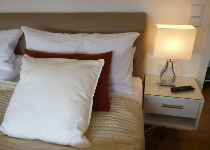 2 Ostsee-wellnesslandhaeuser Sauna, Dampfbad, Jacuzzi Groß Schwansee