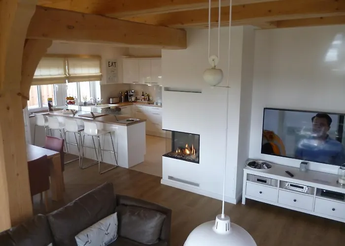 Villa 2 Ostsee-wellnesslandhaeuser Sauna, Dampfbad, Jacuzzi Groß Schwansee