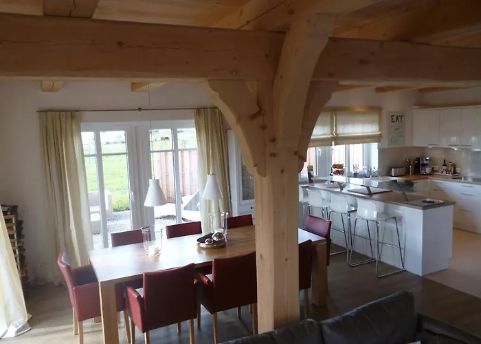 2 Ostsee-wellnesslandhaeuser Sauna, Dampfbad, Jacuzzi