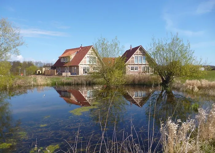 2 Ostsee-wellnesslandhaeuser Sauna, Dampfbad, Jacuzzi