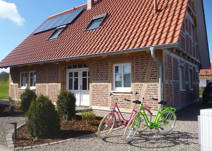 Villa 2 Ostsee-wellnesslandhaeuser Sauna, Dampfbad, Jacuzzi Groß Schwansee