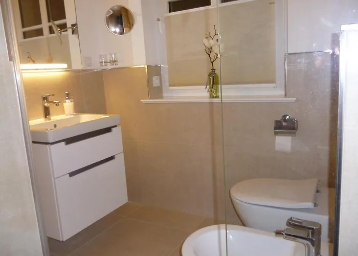 2 Ostsee-wellnesslandhaeuser Sauna, Dampfbad, Jacuzzi *